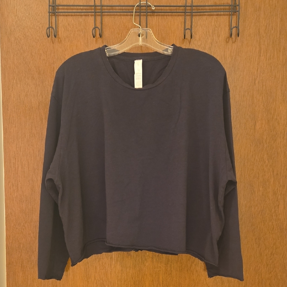 Lululemon Twist Back LS